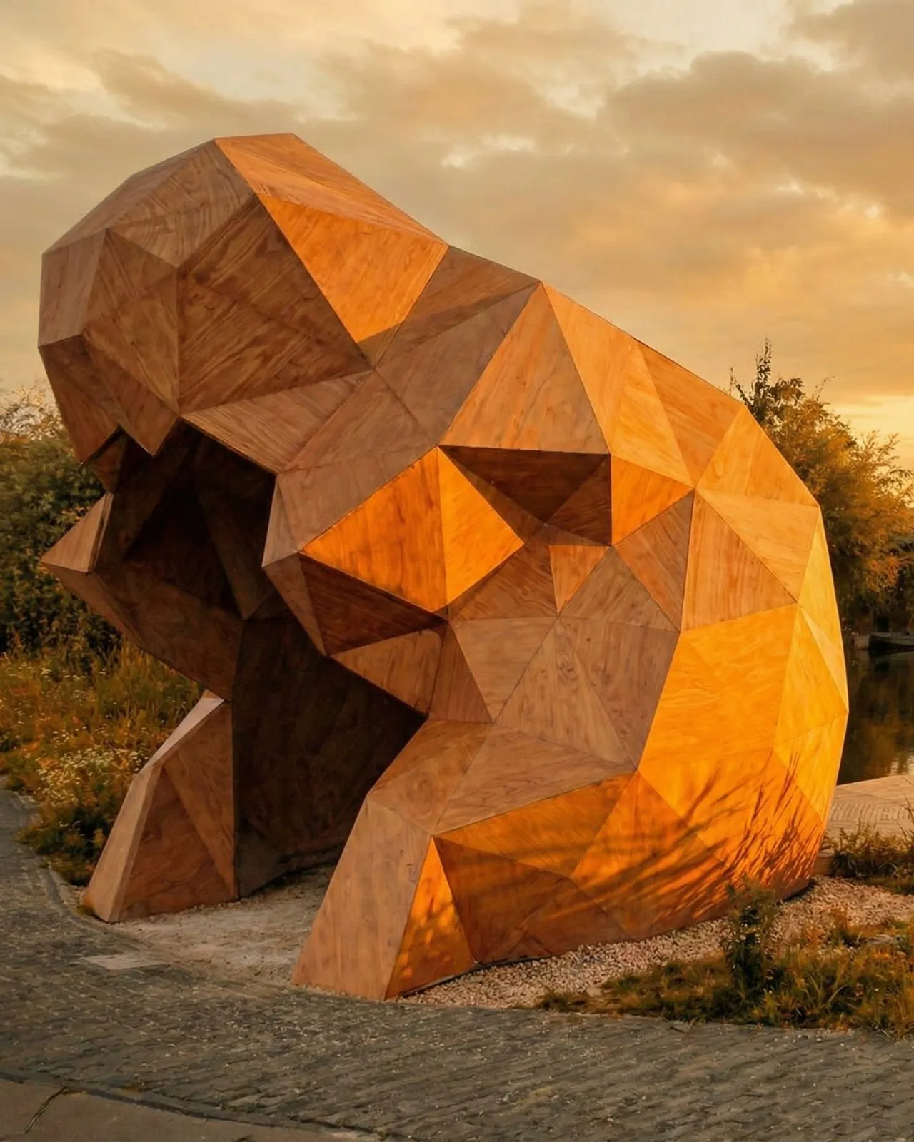 Castor, kunstwerk van Alphons ter Avest in Blokhoeve, Nieuwegein
